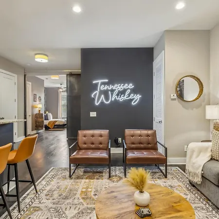 The Tennessee Whiskey In West End-Vandy- Uber To Broadway